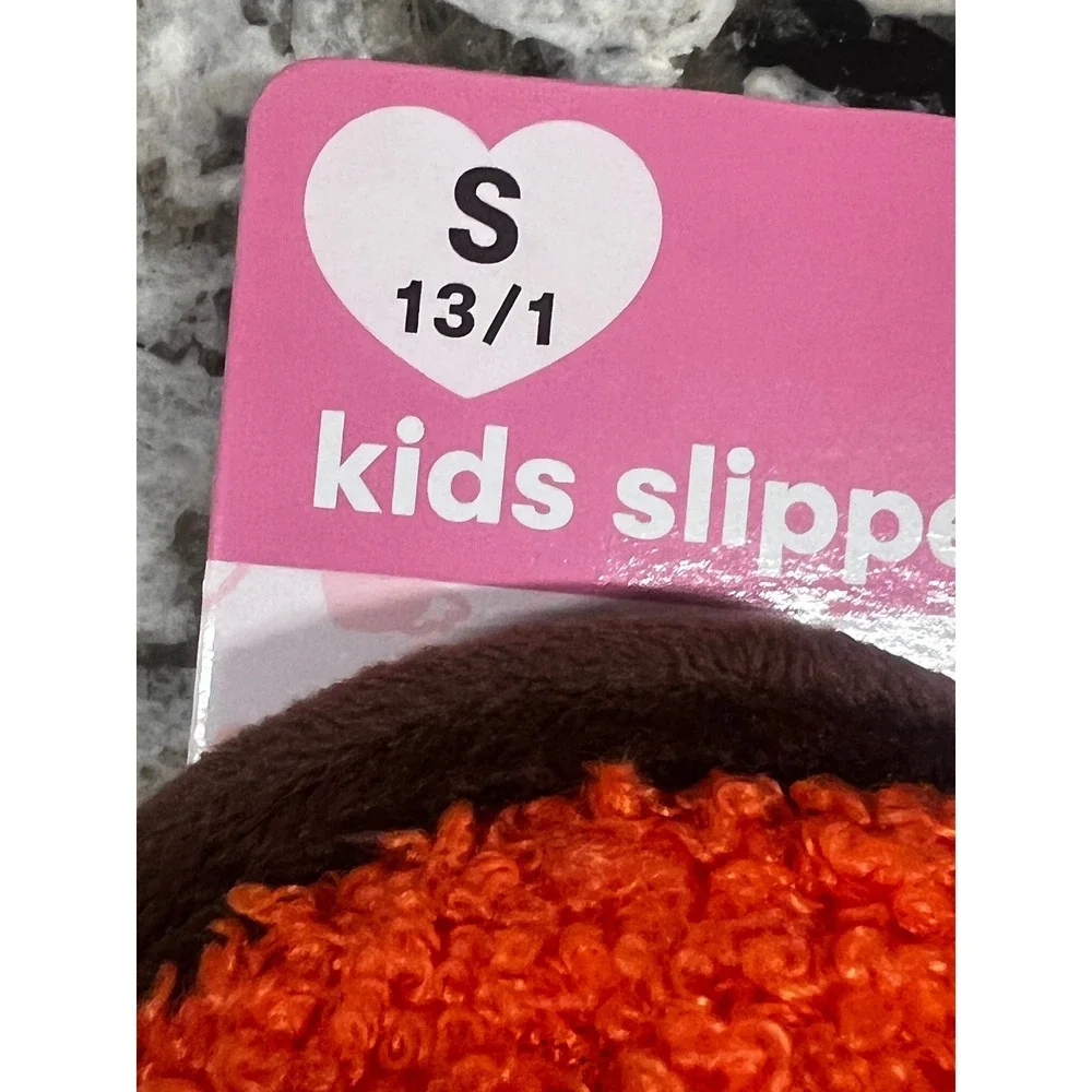 Hershey's Novelty Slippers Kids Small‎ 13/1-Set of 2